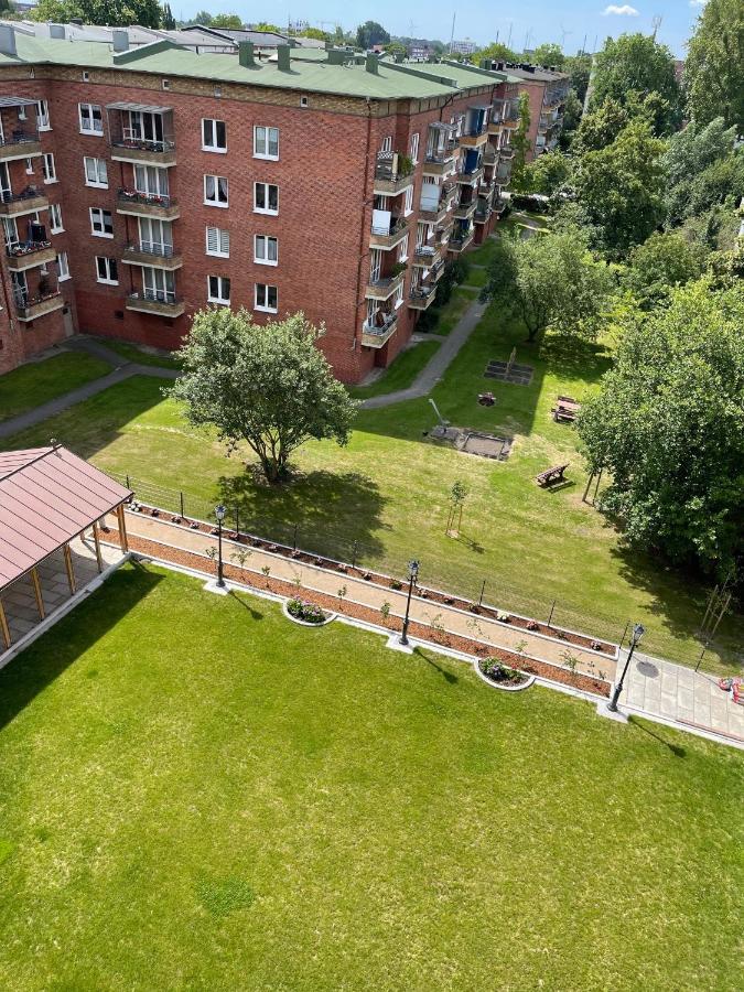 Cls Zentrale City-Wohnung In Hamburg Mit E-Laden Und Tiefgarage, Grosser Balkon, Blick Ueber Hamburg, Parkplatz, Cafe Im Haus, Bushaltestelle Direkt Gegenueber, Flex Check In Zewnętrze zdjęcie